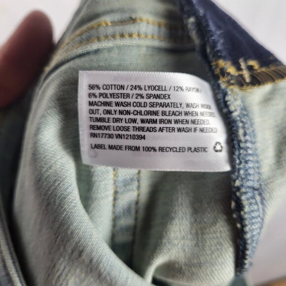 Isabel Maternity Denim Jean Shorts Womens Size 8 Midi Short Stretch Sides NWT - Picture 5 of 5